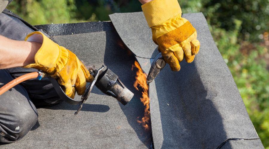Professional gutter cleaning in Millsap, TX